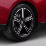 4. 18” Sporty Alloy Wheels Design